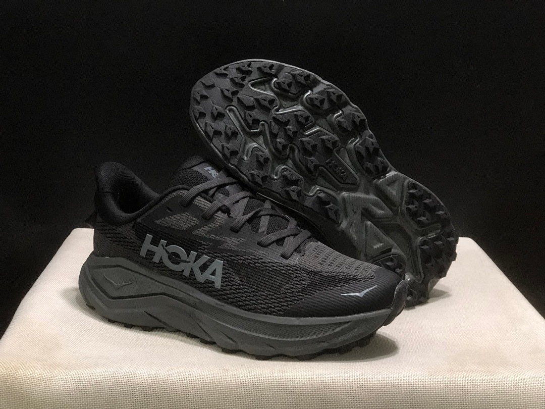 HOKA Challenger 8 Trail Running Shoes in Black