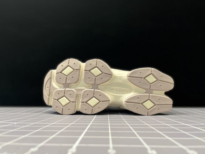 New Balance U9060DUA Cream Chunky Sneakers