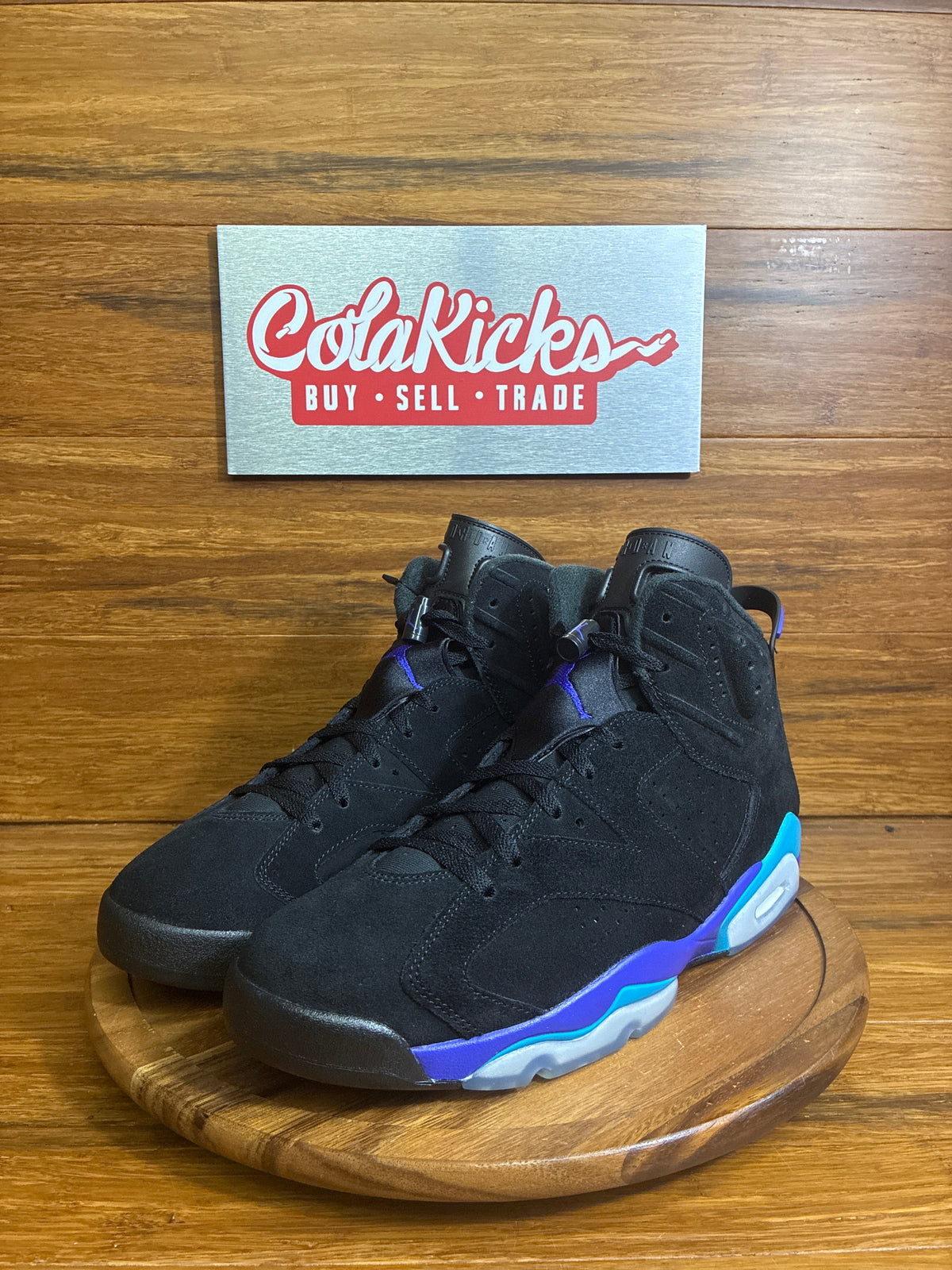 Jordan 6 Retro Aqua