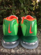 Nike Air Max 720 Green and Orange Sneakers