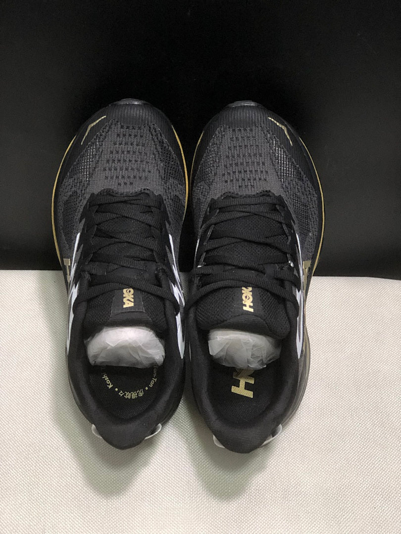 HOKA Challenger 8 Black Trail Running Shoes