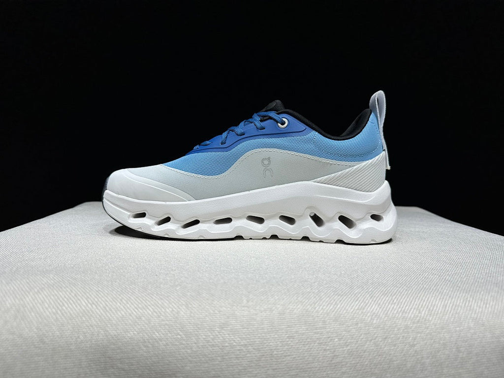 On Cloudtilt 2.0 Blue Running-Inspired Sneakers