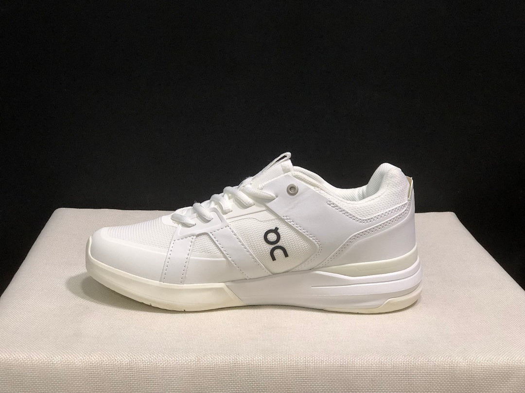 On The Roger Clubhouse Pro White Sneakers