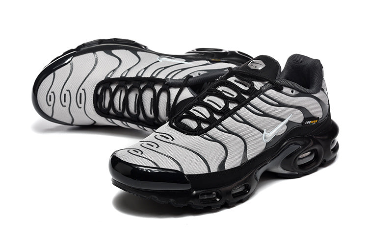 Nike Air Max Plus Grey and Black Sneakers 8909-643