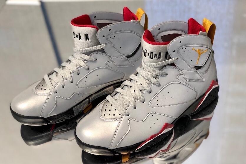Jordan Air Jordan 7 Silver Sneakers