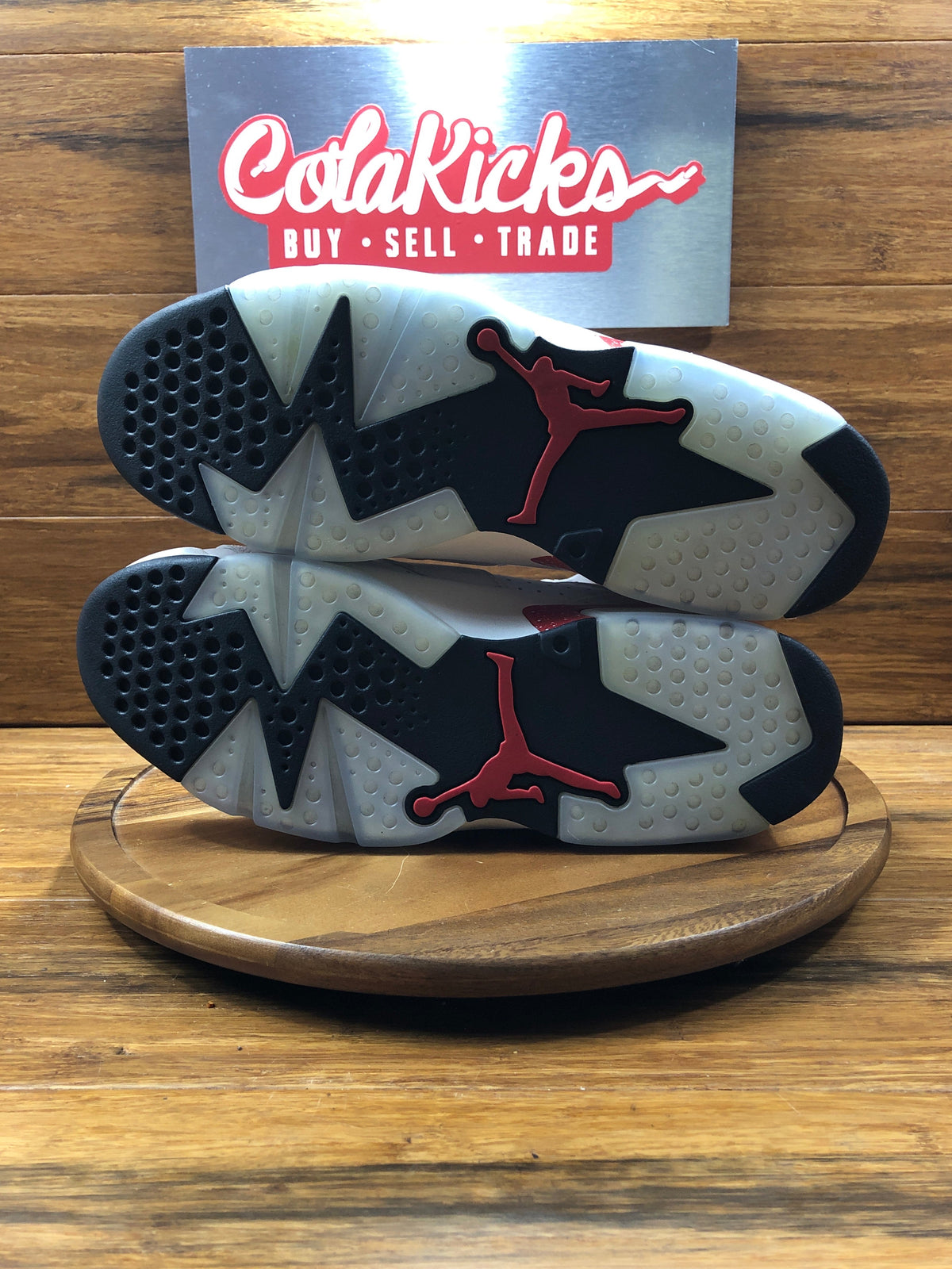 Jordan 6 Retro Red Oreo