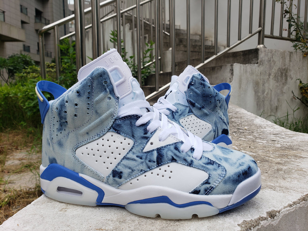 Jordan 6 High-Top Sneakers in Blue Washed Denim