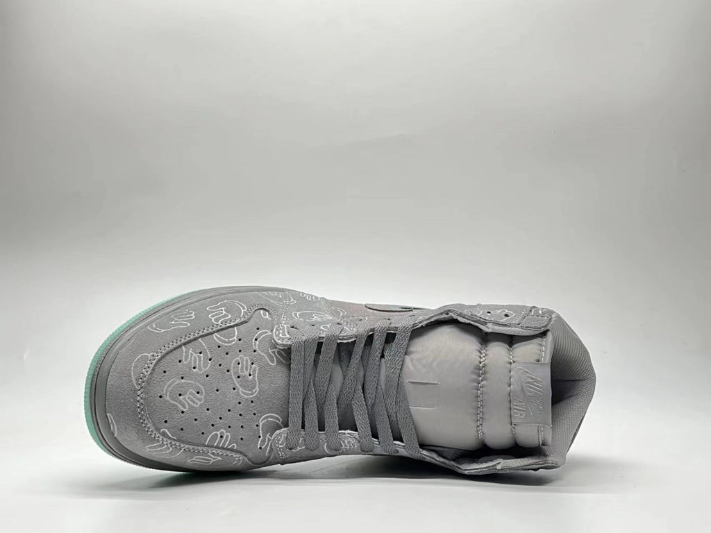 Air Jordan 1 High Cool Grey Patterned Sneakers
