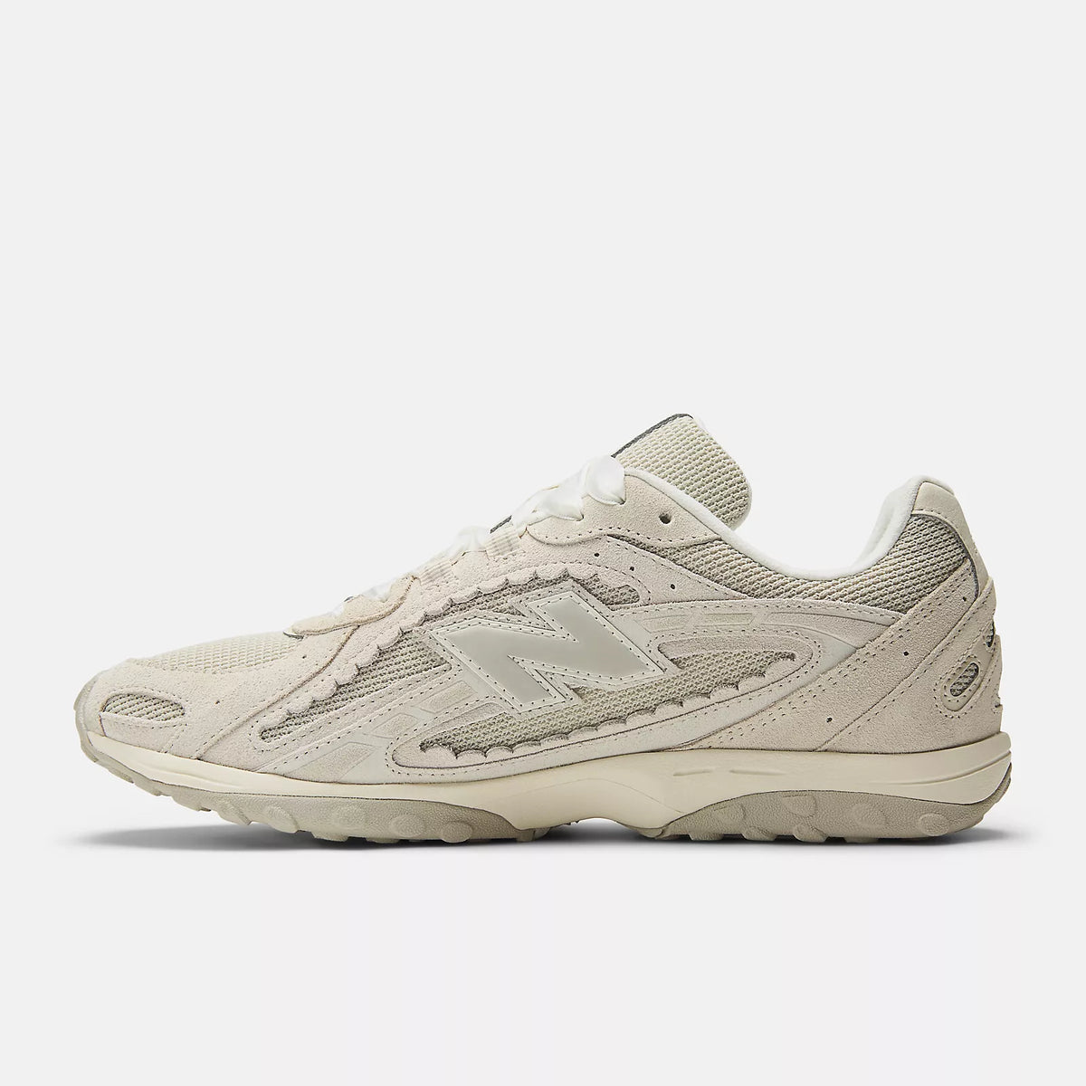 New Balance 204L