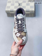 Nike SB Dunk Low Brown Plaid Sneakers 2607JDD1353A13