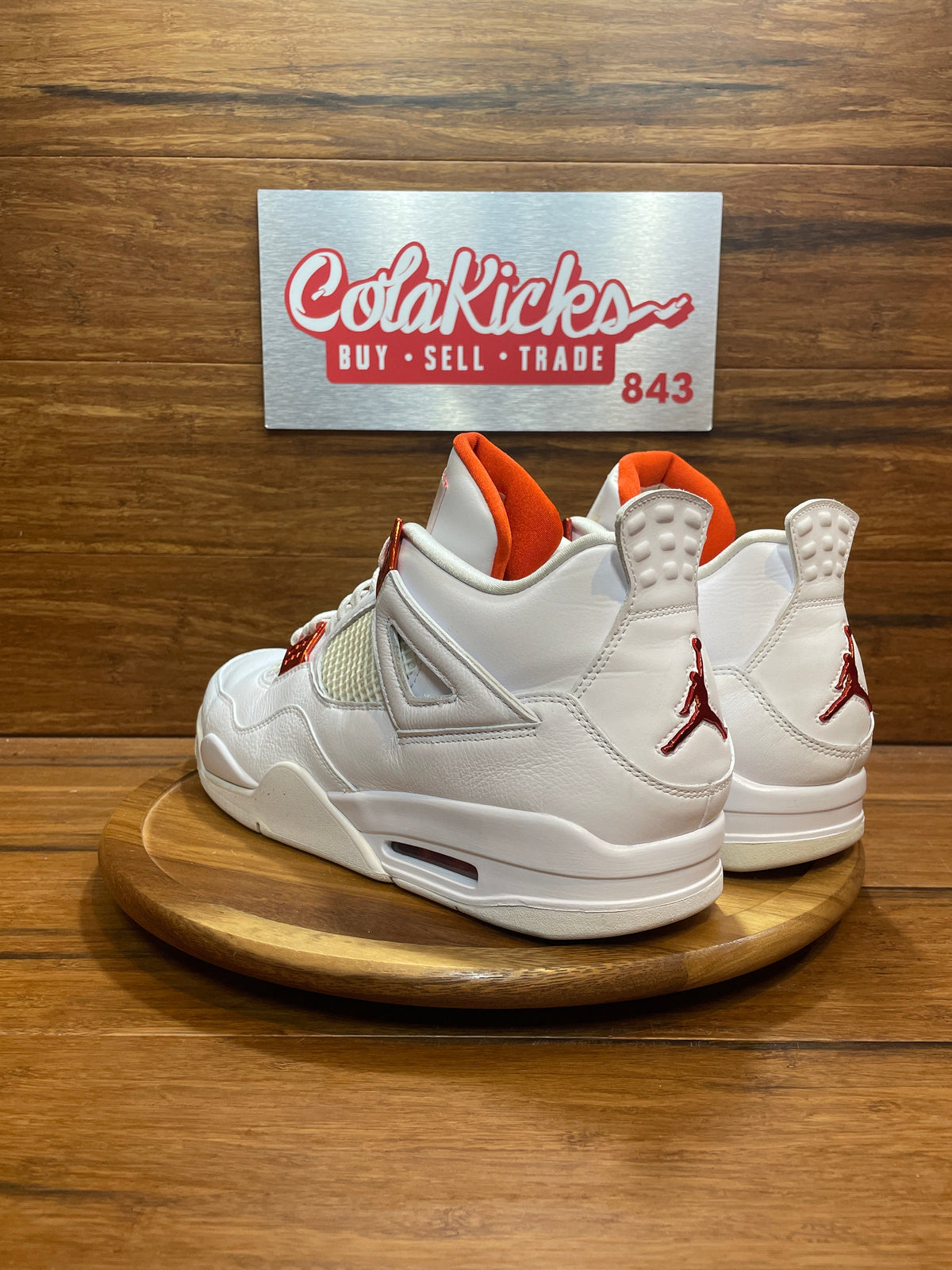 Jordan 4 Retro Metallic Orange