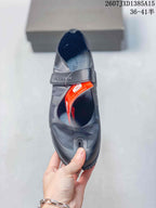 Nike x SKIMS Air Rift Mesh Split-Toe Shoes - Black