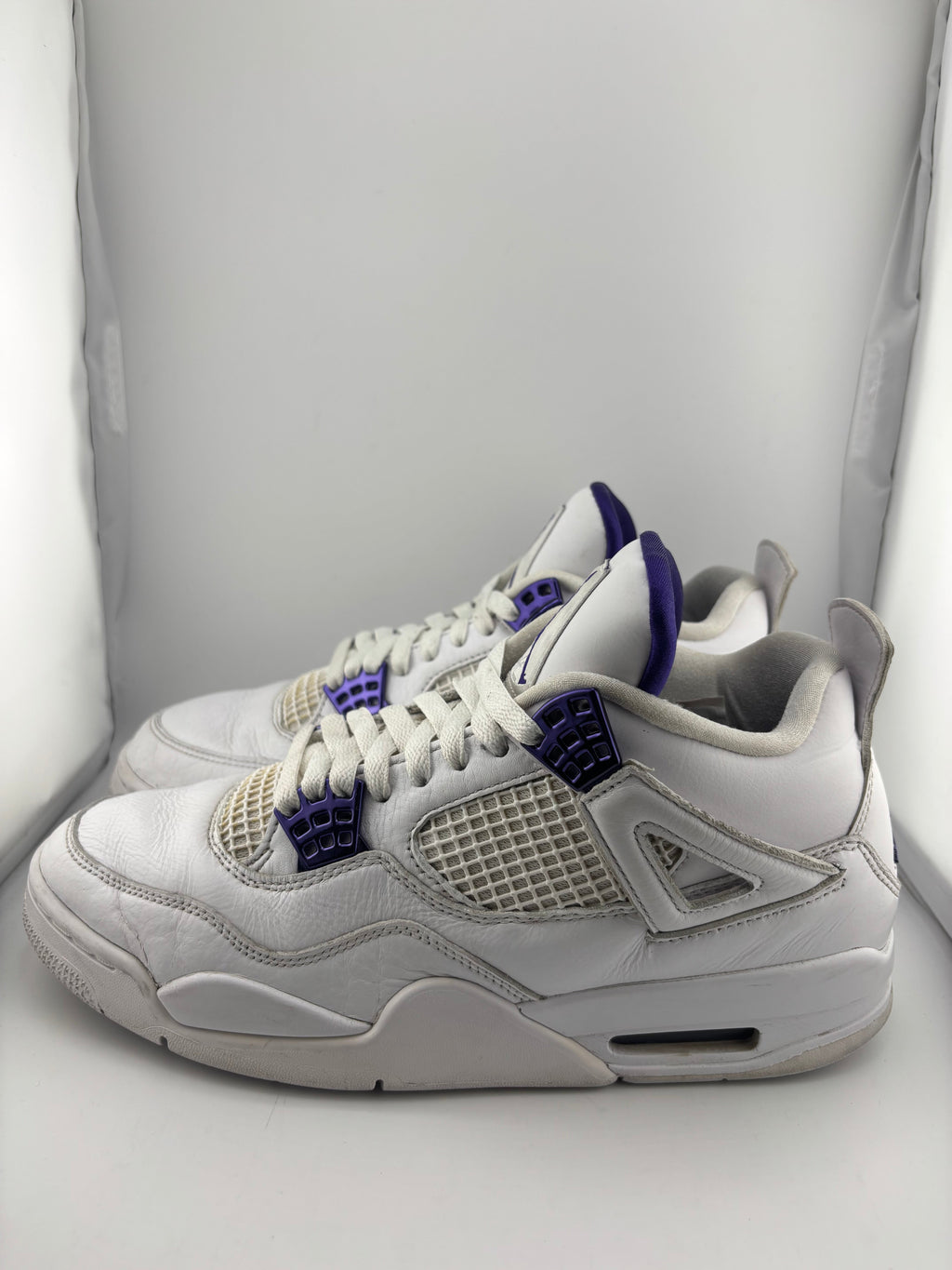 Jordan 4 Retro Metallic Purple