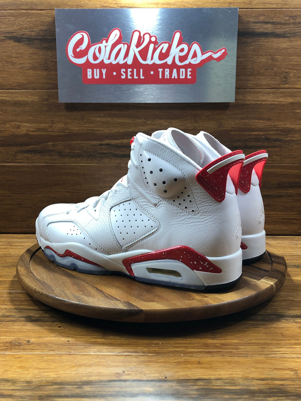 Jordan 6 Retro Red Oreo