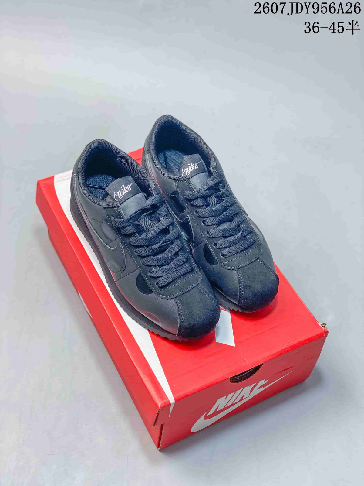 Nike Classic Cortez Sneakers White or Black 2607JDY956A26