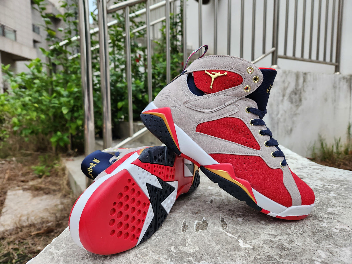 Trophy Room x Air Jordan 7 Sneakers in Gray, Red and Gold