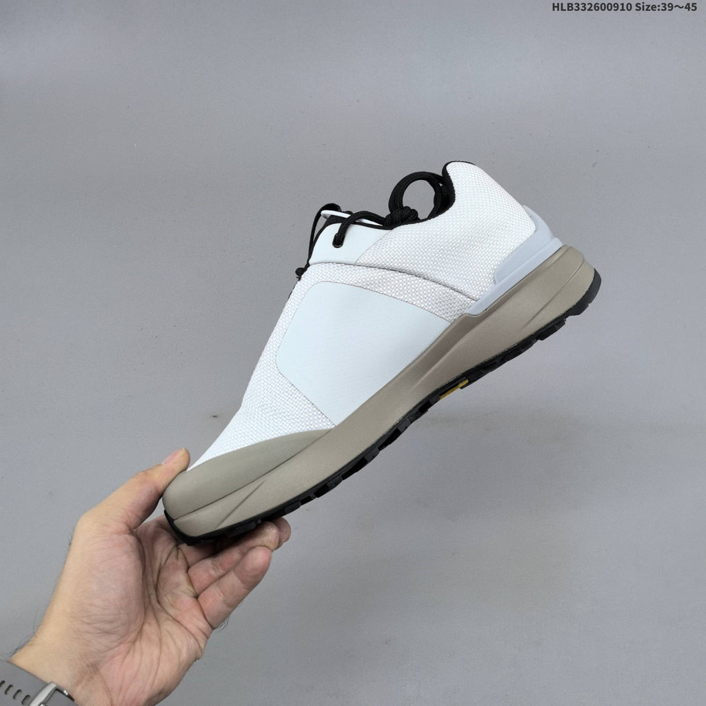 Arc'teryx Norvan Kopec GTX Low Hiking Shoes, White