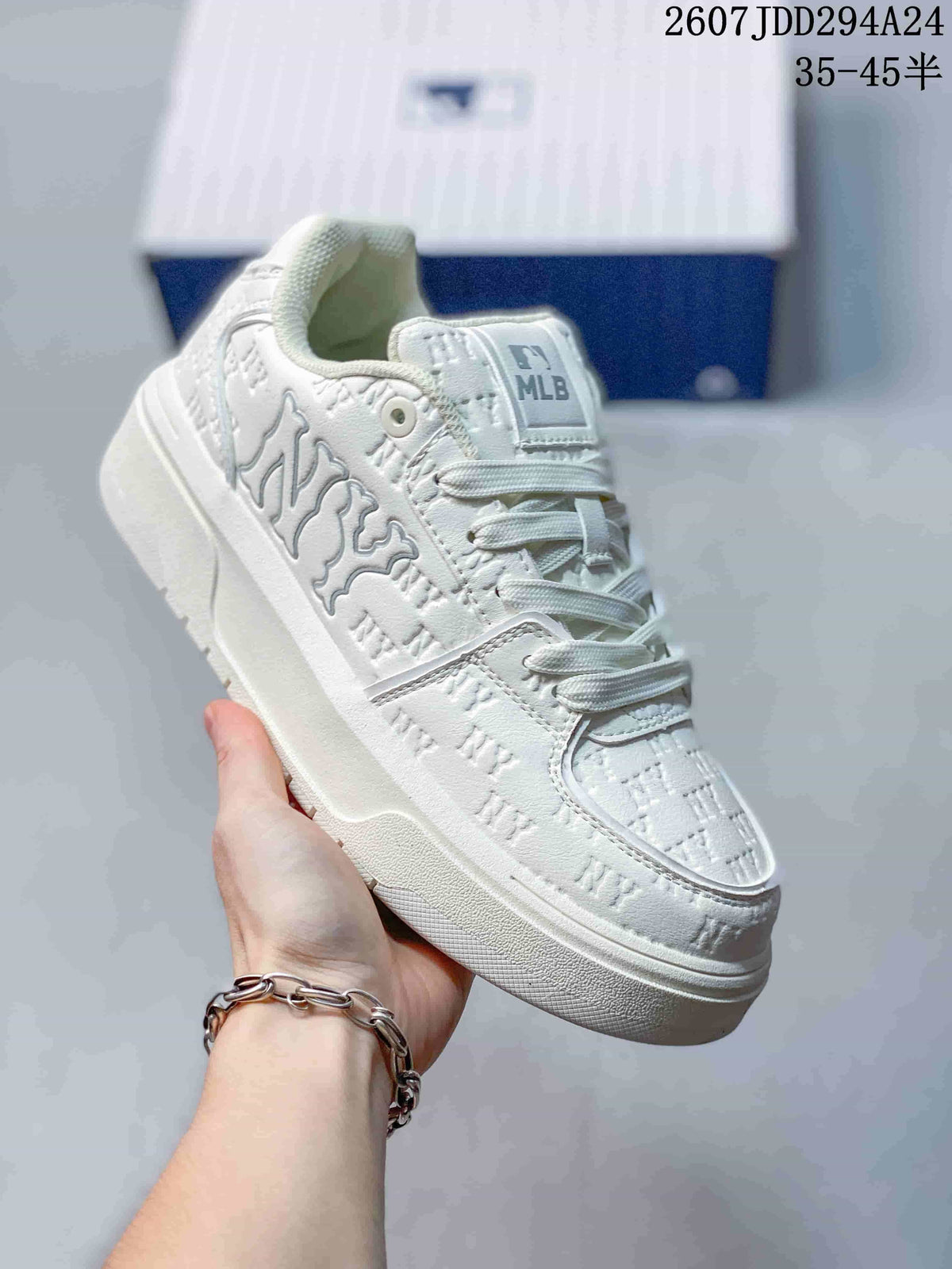 MLB Chunky Liner MID Sneakers White and Lavender