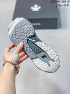 DESCENTE D F WIRE 3.0 White Gray Running Sneakers