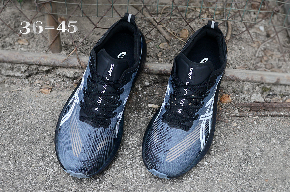 ASICS Superblast 2 Running Shoes, Black and White