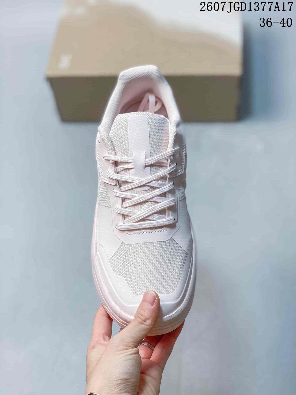 On THE Roger Clubhouse Sneakers White/Pink 2607 JGD1377A17
