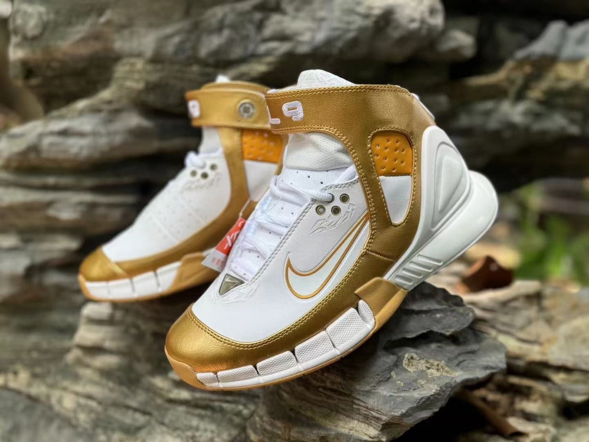Nike Zoom Kobe 2K5 “Golden Armor” High-Top Sneakers