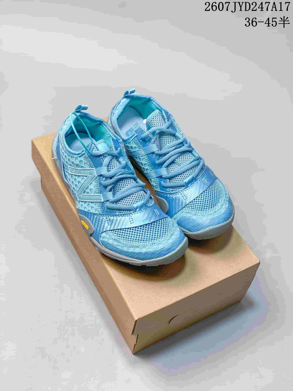 New Balance MT10O Low-Profile Casual Sneakers - Blue