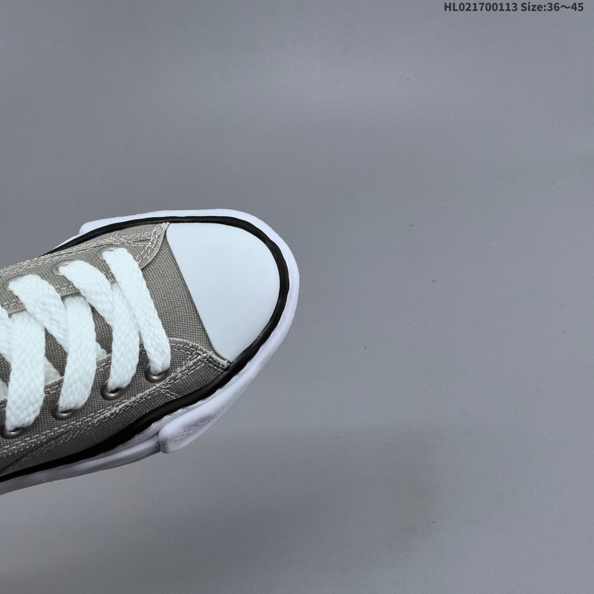 Maison Mihara Yasuhiro Original Sole Canvas Low Sneakers