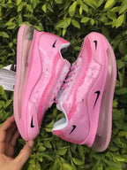 Nike Air Max 720 Pink Sneakers