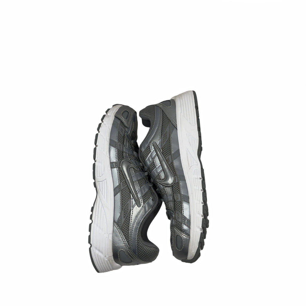 Nike P-6000 Metalic Cool Grey (GS)