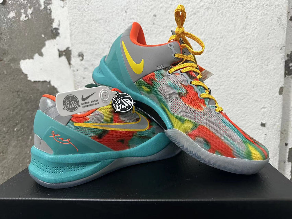 Nike Kobe 8 Basketball Shoes in Multicolor