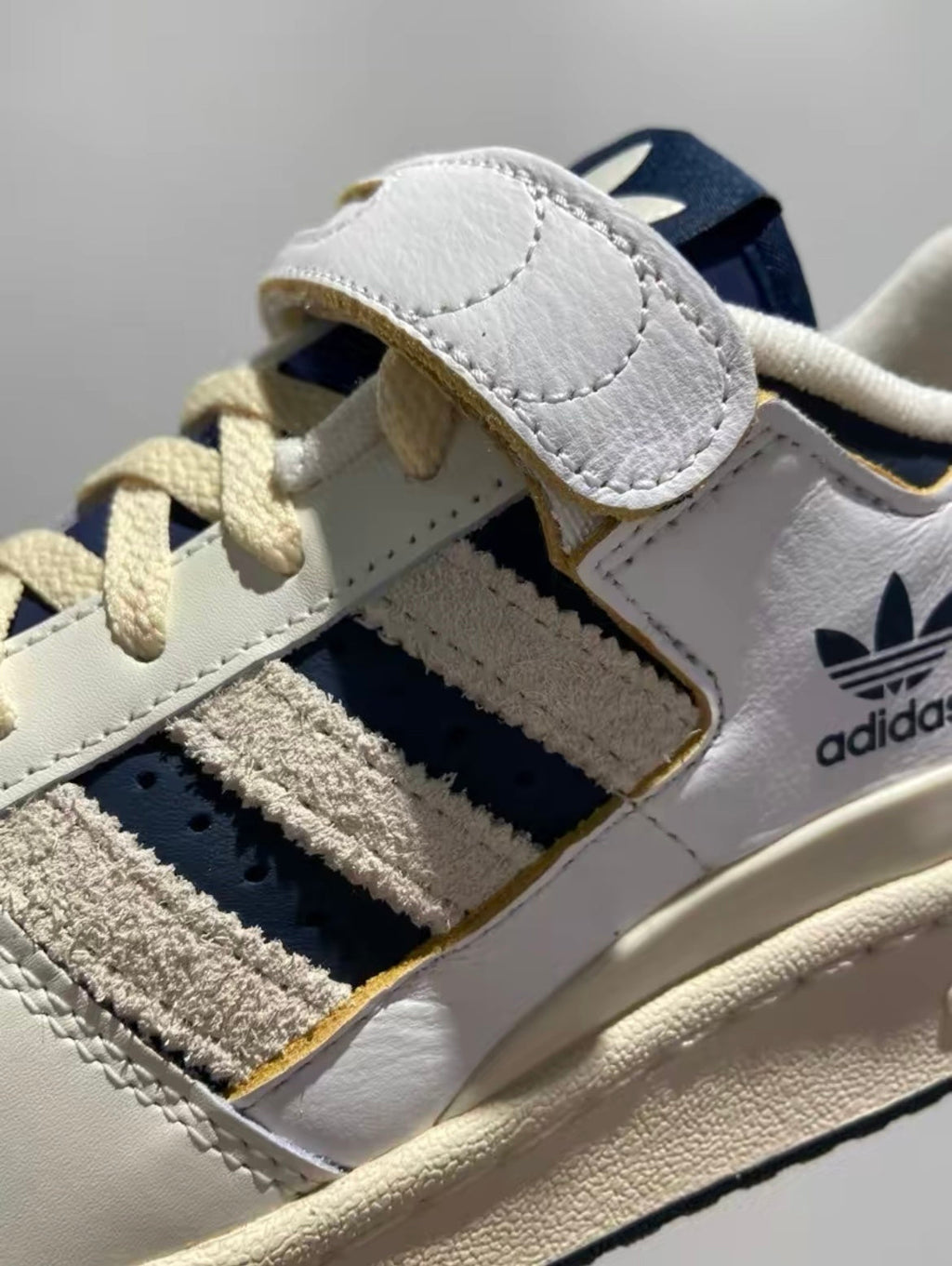 adidas Originals Forum 84 Low Sneakers White Navy GZ6427