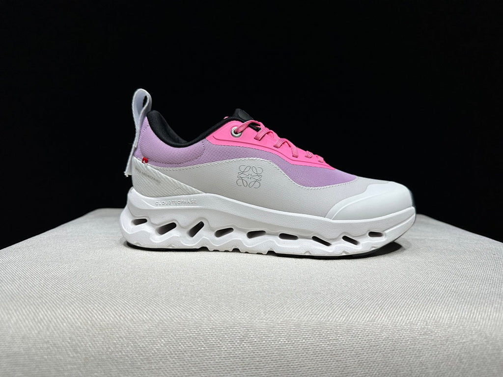 On Cloudtilt 2.0 x LOEWE Sneakers in Rose Pink