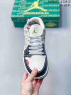 Nike SB Dunk Low White Navy Gold Sneakers QL1988-00