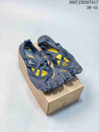 Vibram Women’s Five-Toe Training Shoes Pink White Black 07JXD267A17