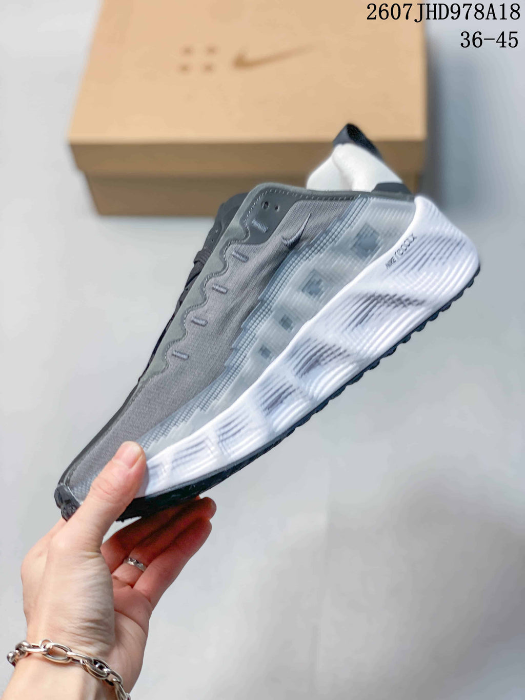 Nike Ava Rover HS Sneakers Gray White Red 2607JHD978A18