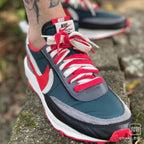 Nike x sacai LDV Waffle Sneakers DJ4877-300