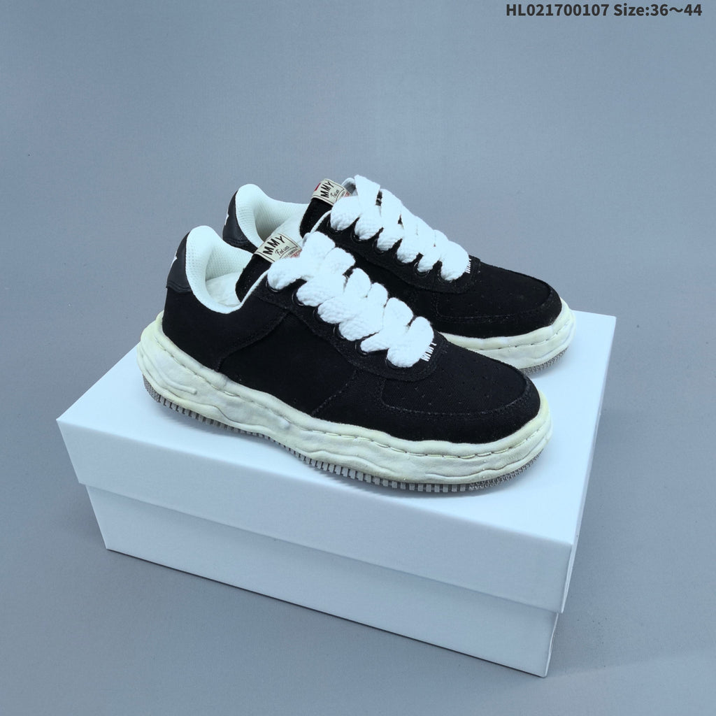 Maison MIHARA YASUHIRO Original Sole Low-Top Sneakers