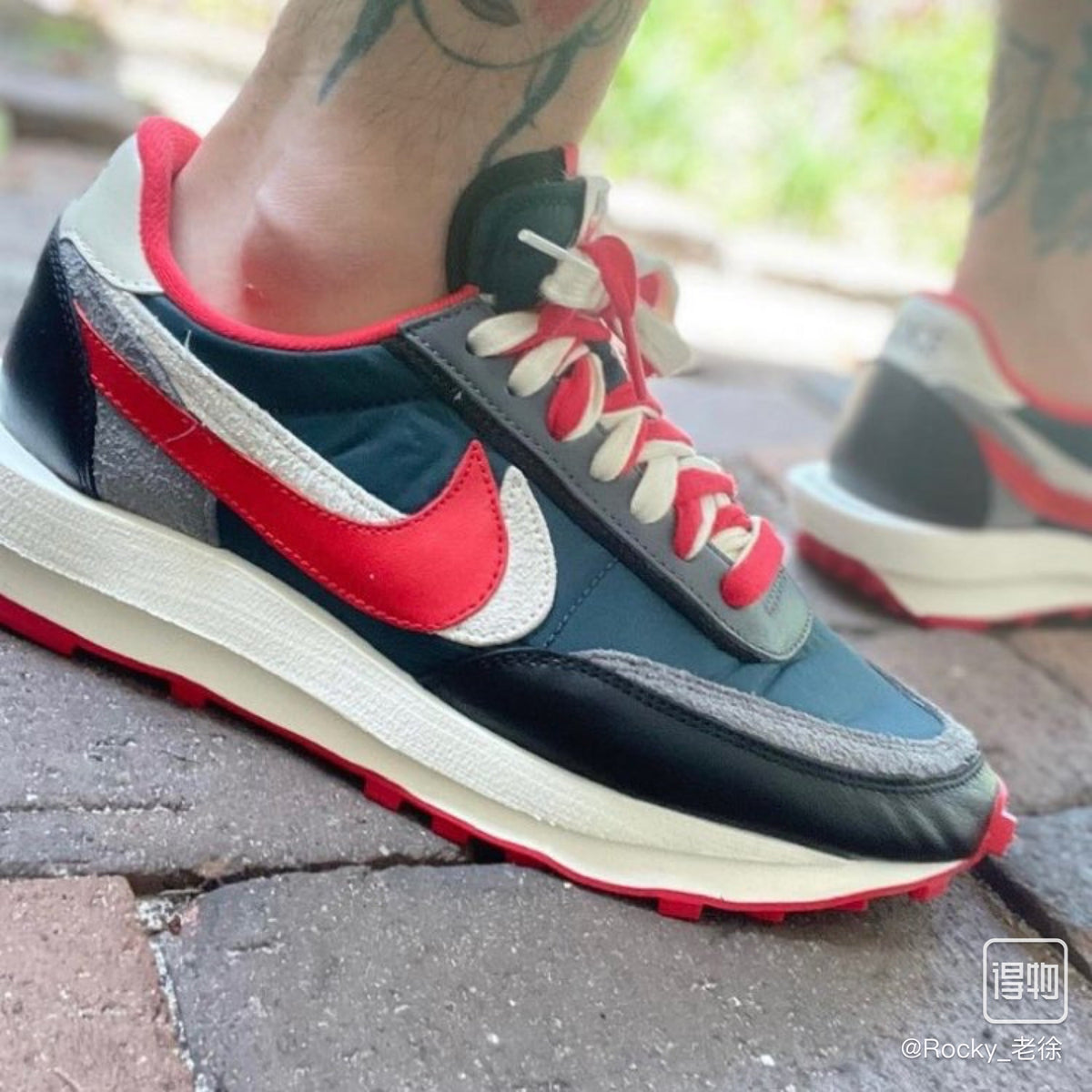 Nike x sacai LDV Waffle Sneakers DJ4877-300