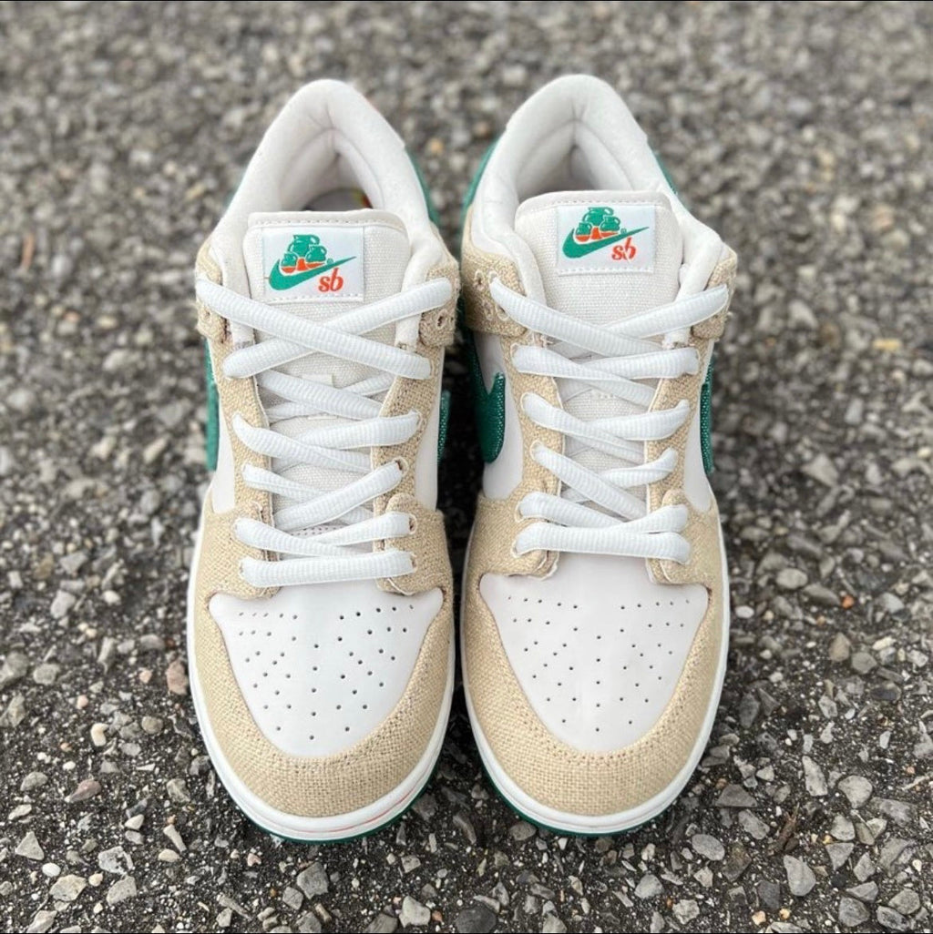Nike SB Dunk Low Jarritos Collaboration Sneakers FD0860-001