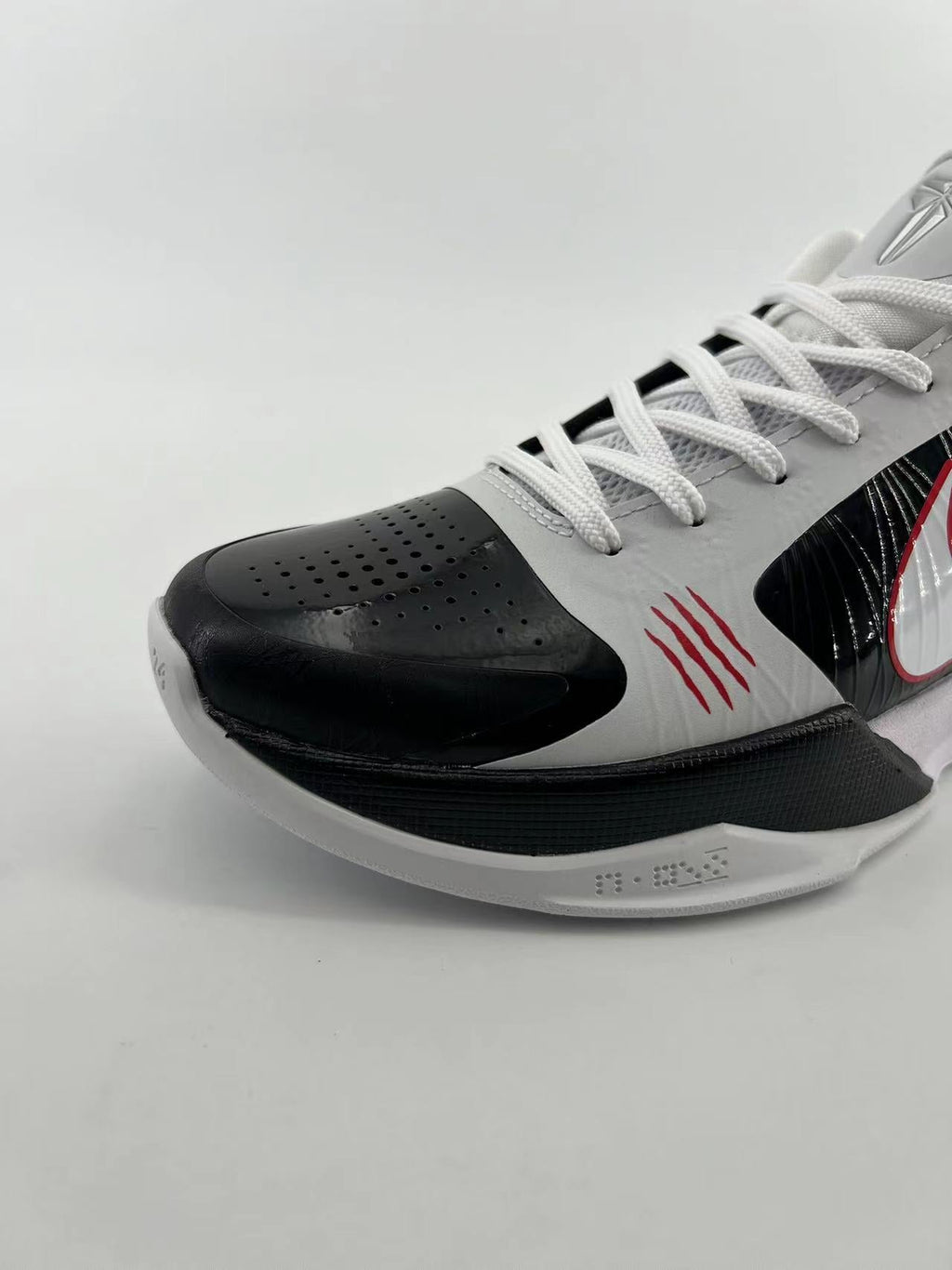 Nike Kobe 5 Protro CD4991-101 Basketball Shoes
