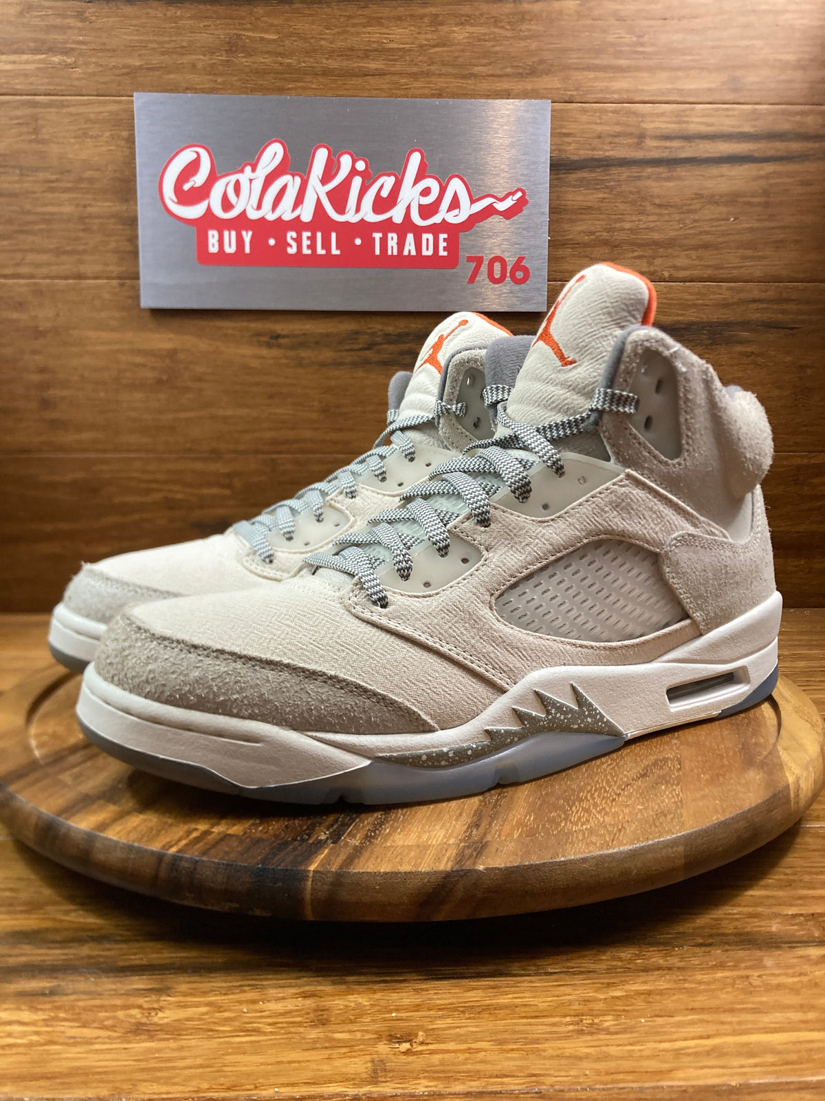 Jordan 5 Retro SE Craft Light Orewood Brown