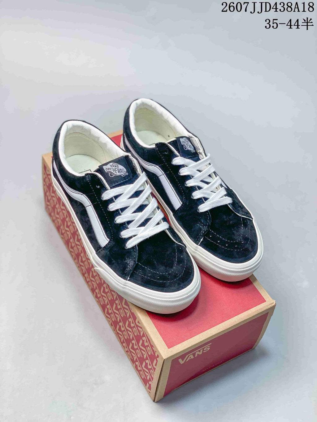 Vans SK8-Low Black Low-Top Sneakers 2607JJD438A18