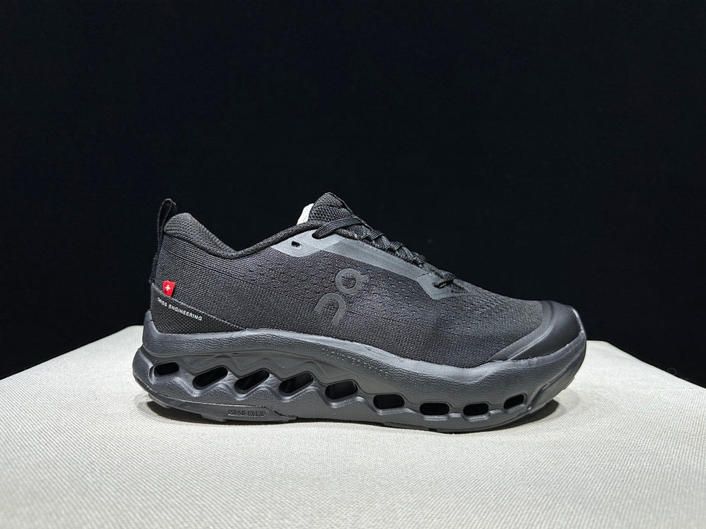 On Cloudsurfer Trail 2 Black Trail Sneakers