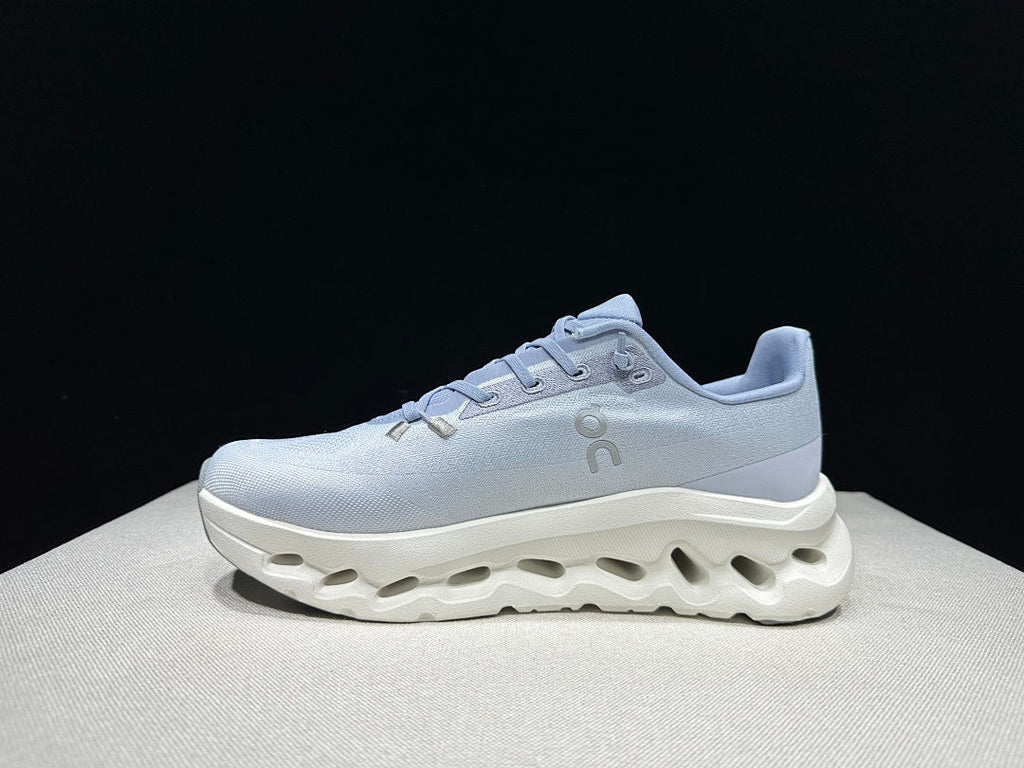 On Cloudtilt Sneakers in Light Blue