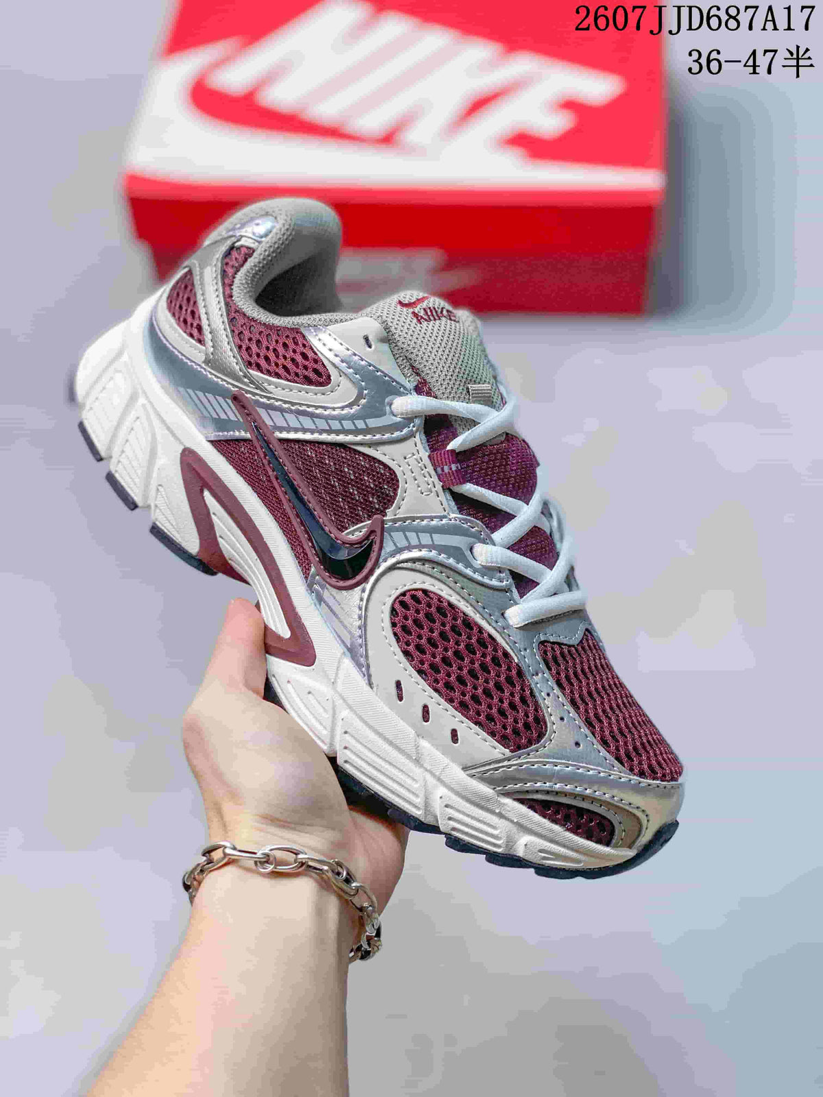 Nike V5 RNR Low-Top Casual Sneakers 2607JJD687A17