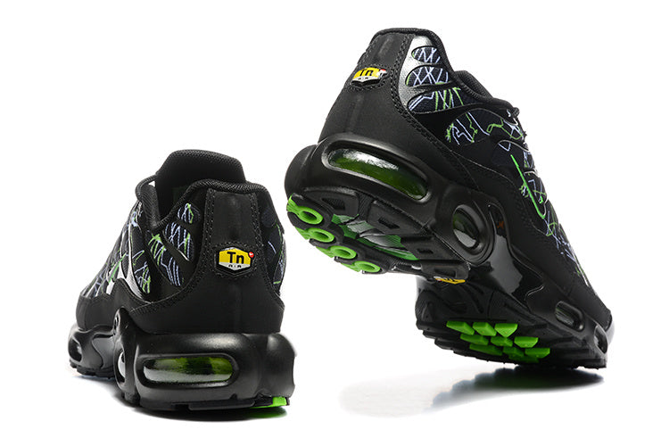 Nike Air Max Plus Black and Green Pattern Sneakers 8909-706