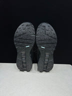 On Cloudsurfer Trail Black Trail Running Shoes