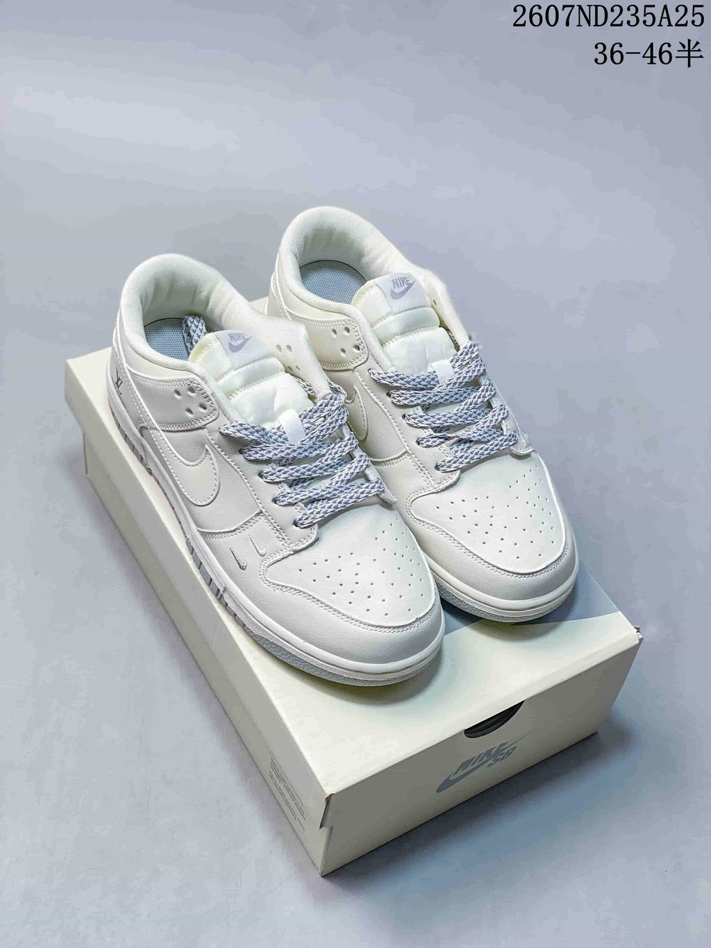 Nike SB Dunk Low Pro White Grey Sneakers 2607ND235A25