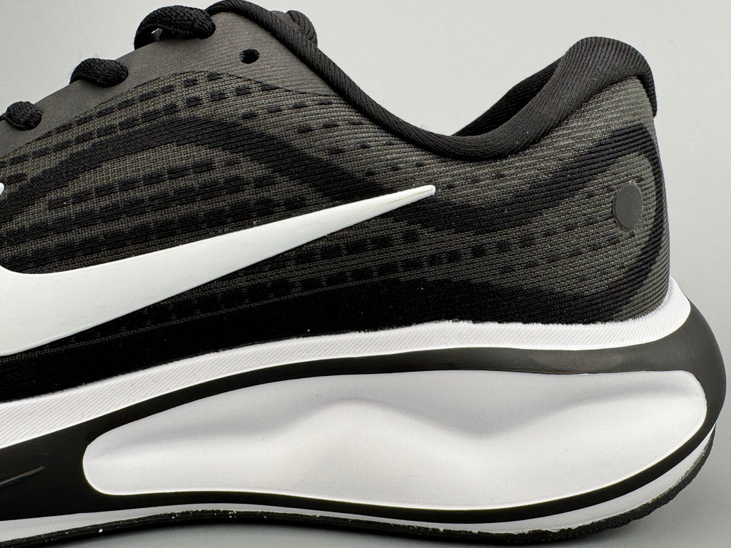 Nike Journey Run Black and White Running Shoes FN0228-001